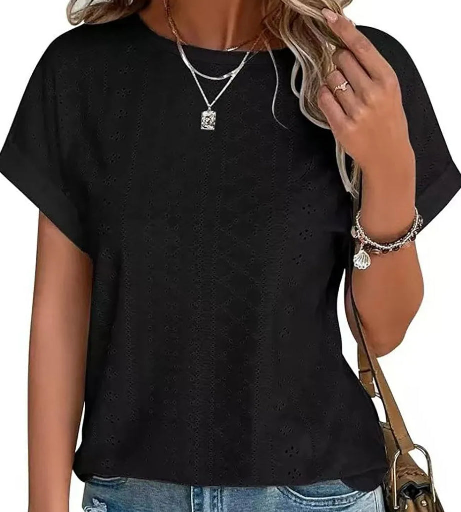 z Eyelet Round Neck Short Sleeve T-Shirt