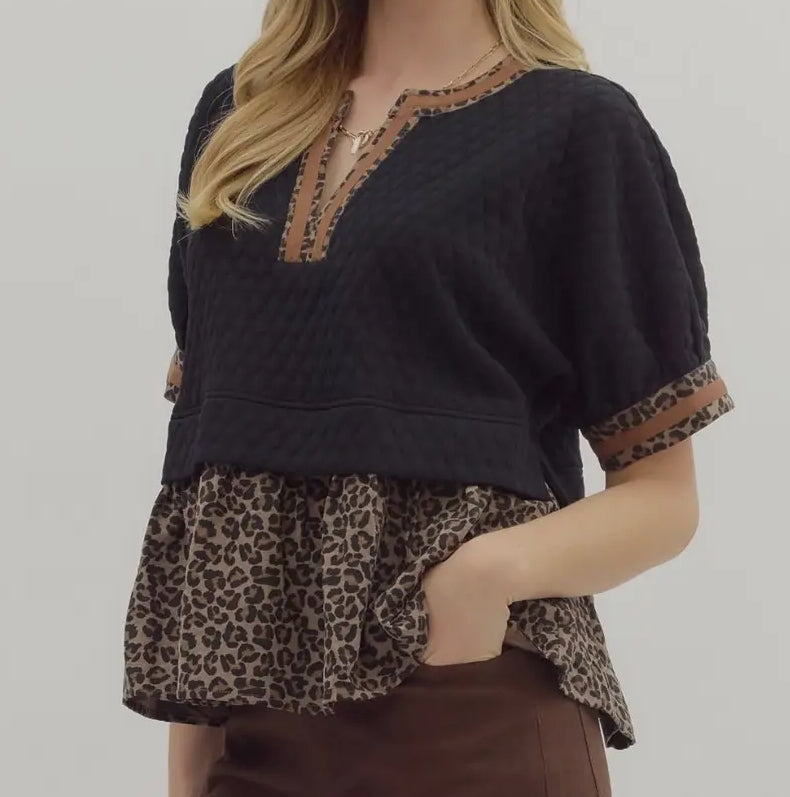 z Leopard Textured Puff Sleeve Top