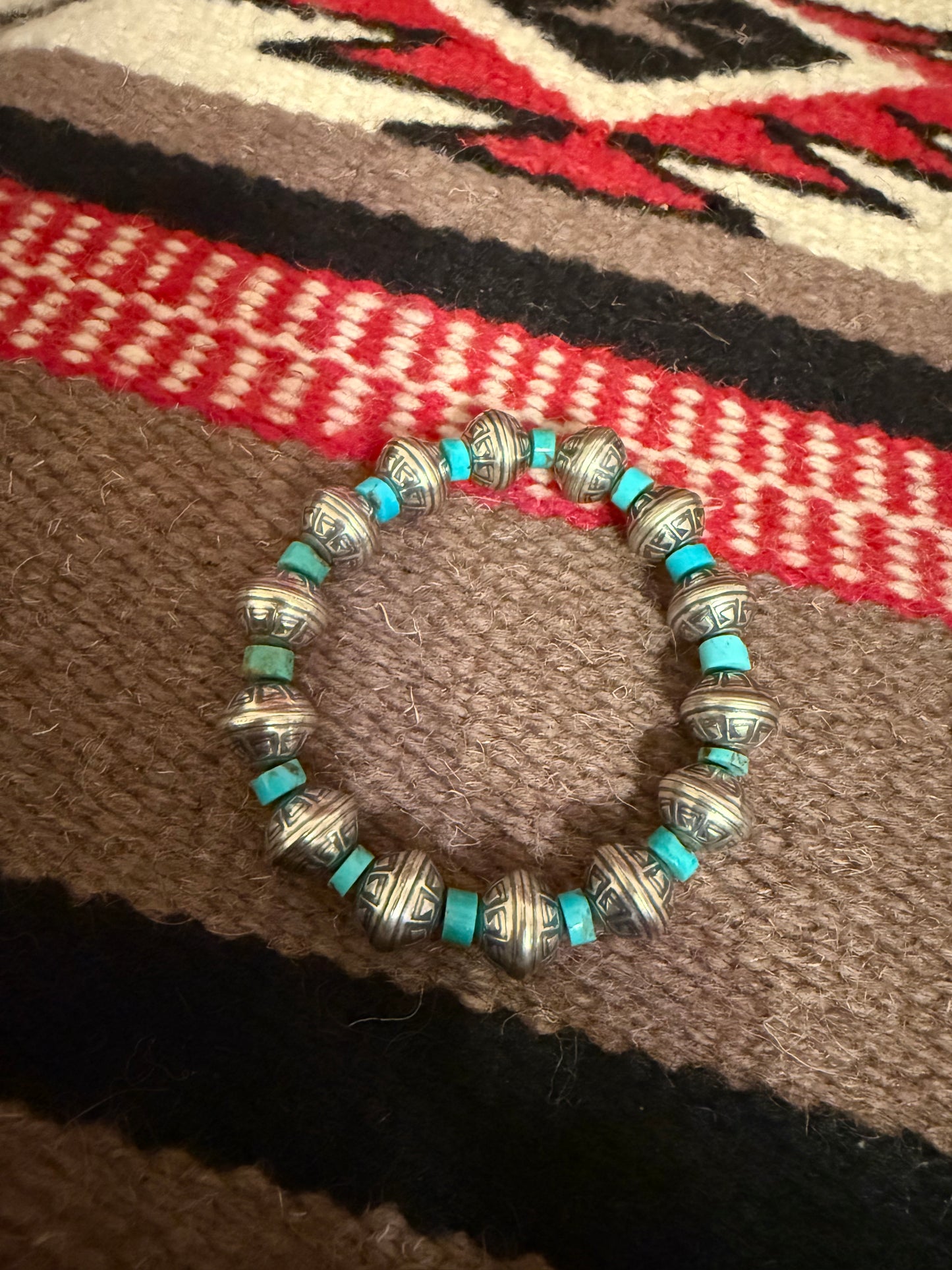 LI Sterling Silver Aztec Stretch Bracelet with Kingman Turquoise