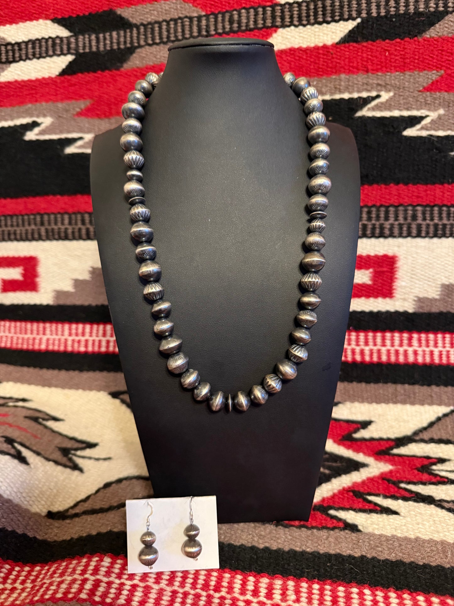 Handmade Navajo Pearls By Virginia Tso Classic 56 Necklace and Earrings