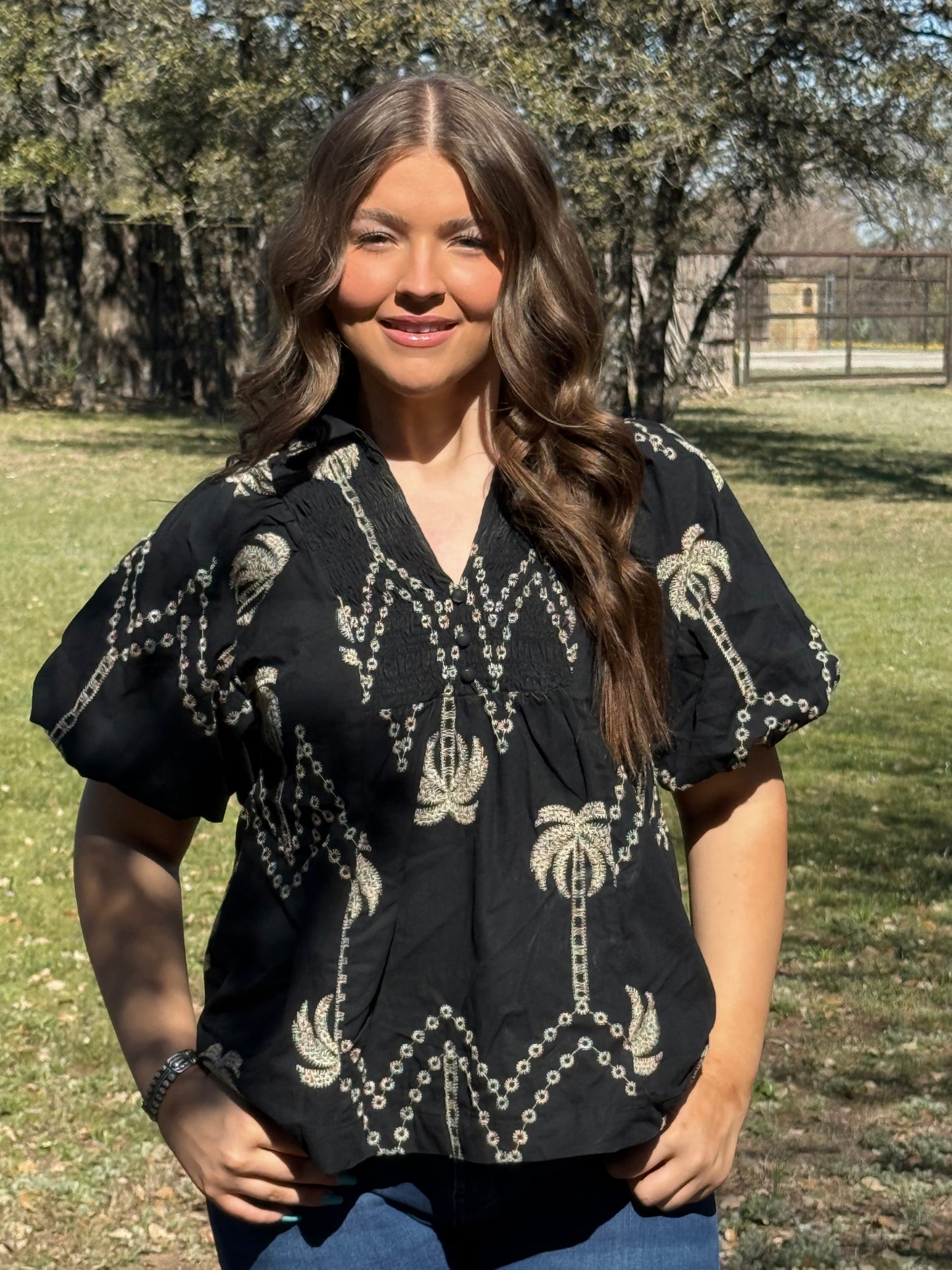 z Boho-chic Black Embroidered Blouse