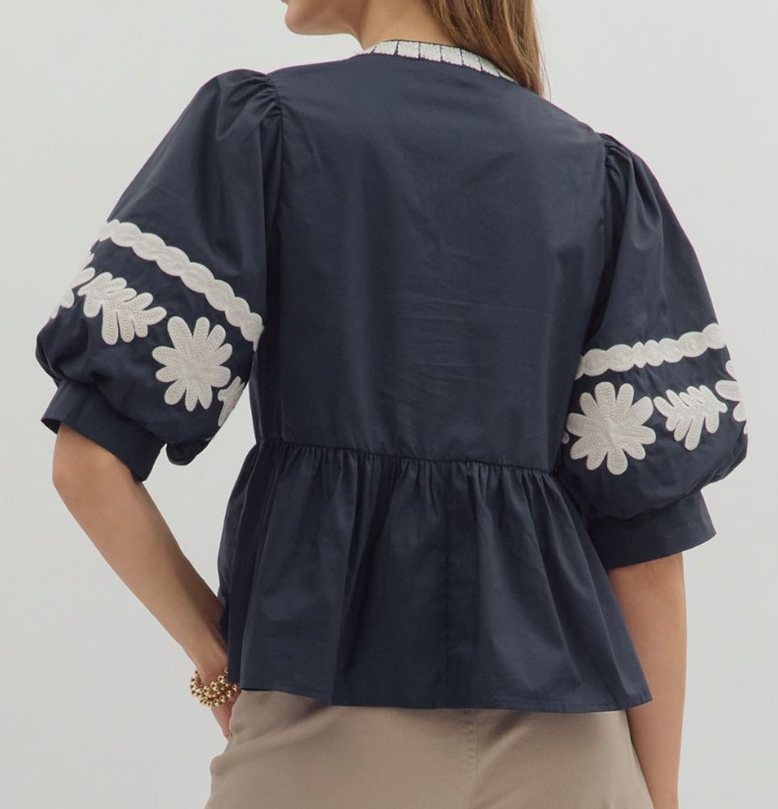 z Bubbled Sleeve Embroidered Top