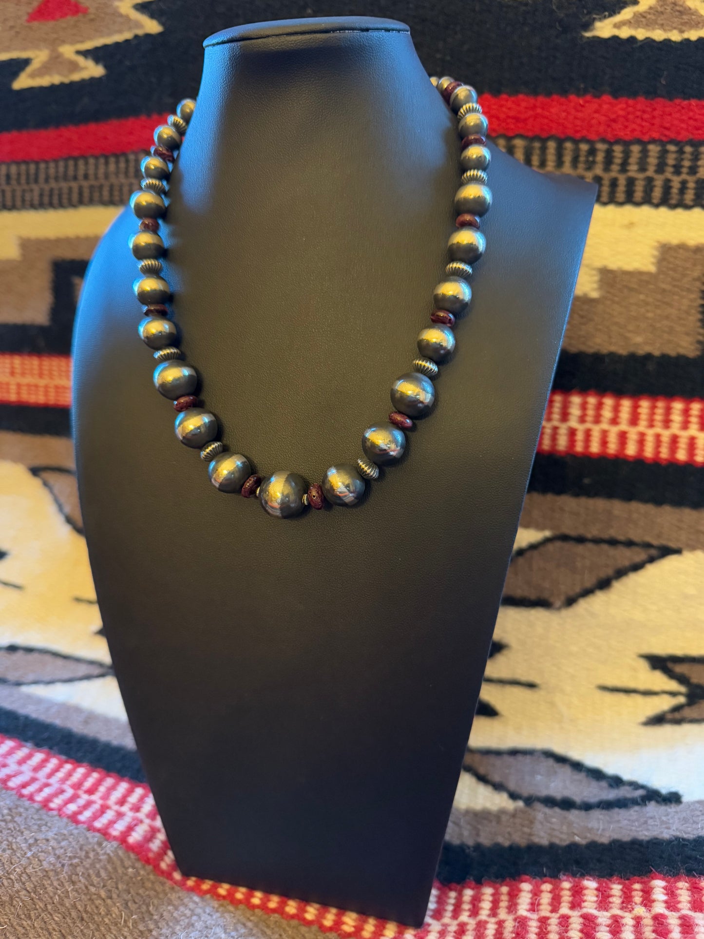 Navajo Pearl Necklace with purple spiny accents 18" Long