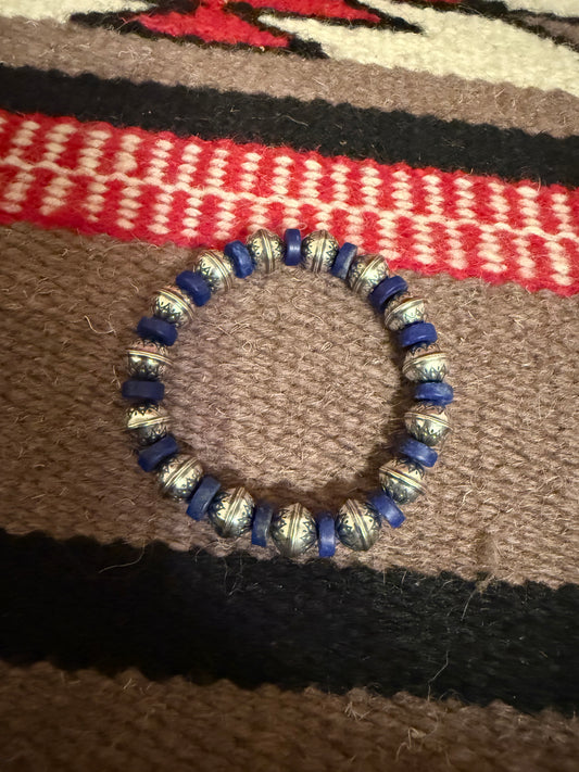 LI  Flower Bead Stretch Bracelet with Lapis Lazuli