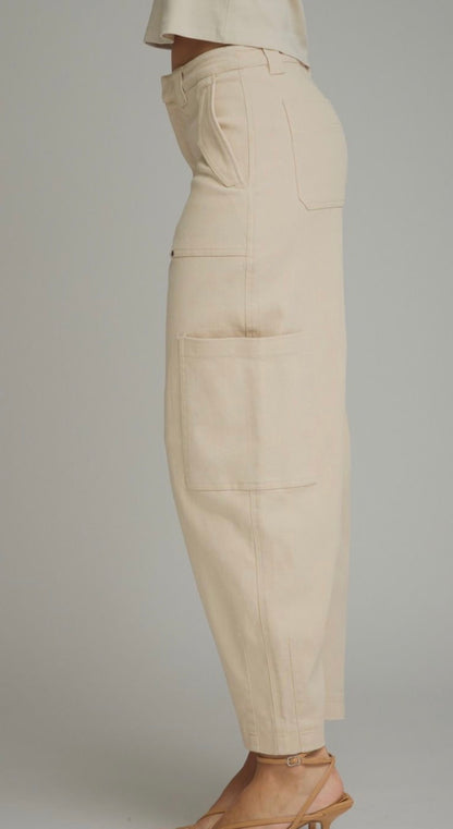 z   Cream Cargo Pocket Jeans with a Slight Barrel