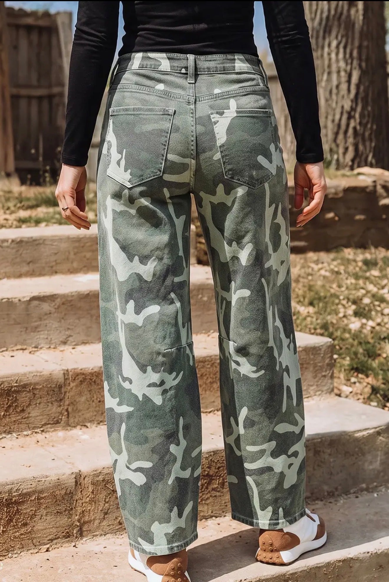 z   Camo Barrel Jeans