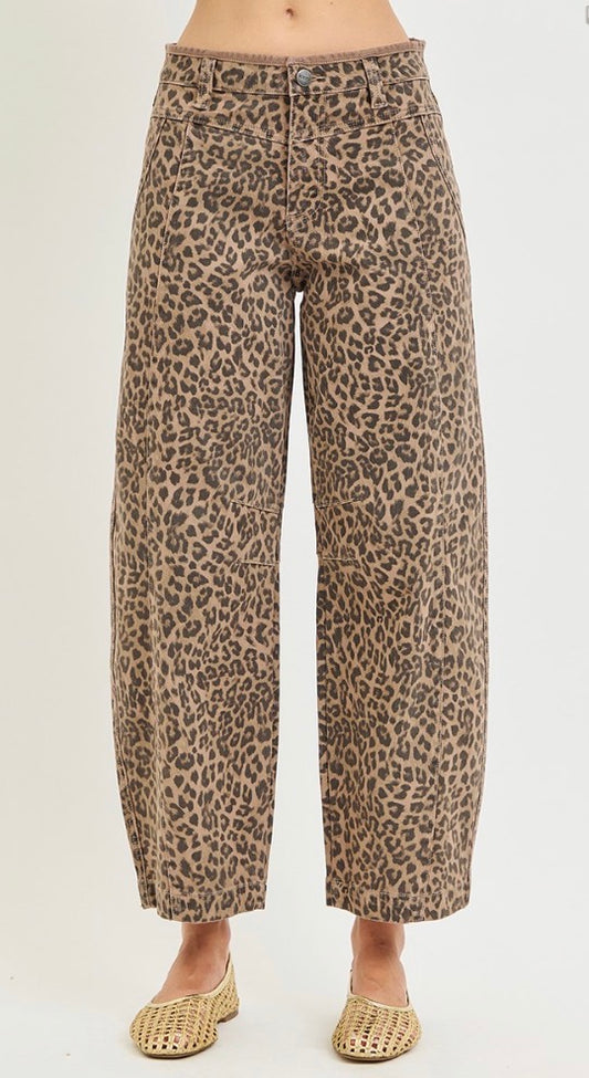 z   Risen Leopard Print Barrel Jeans