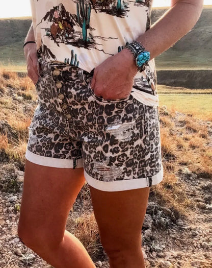 z   Tennessee Walking Shorts - Cheetah