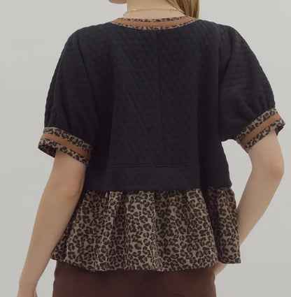 z   Leopard Textured Puff Sleeve Top