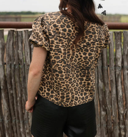 z   On The Prowl Leopard Top