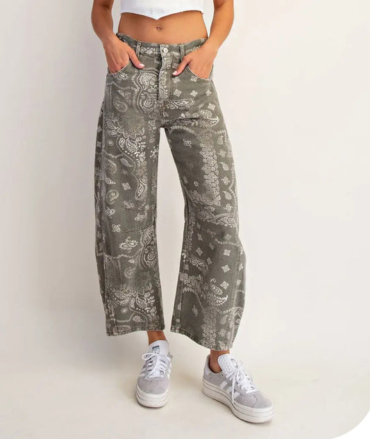 z   Mineral Washed Paisley Printed Barrel Jeans