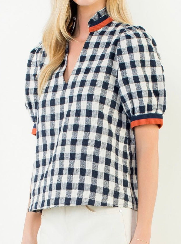 z   Puffed Sleeve Checkered Pattern V-Neck Top
