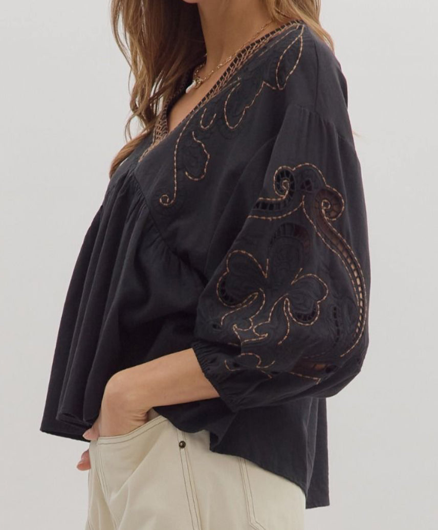 z   V-Necked Embroidered 3/4 Sleeve Top