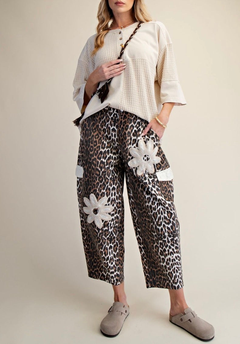 z   Floral Patch Leopard Print Barrel Pants