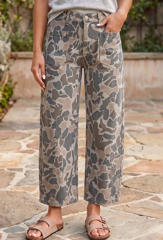 z   Camouflage Wide Leg Pants