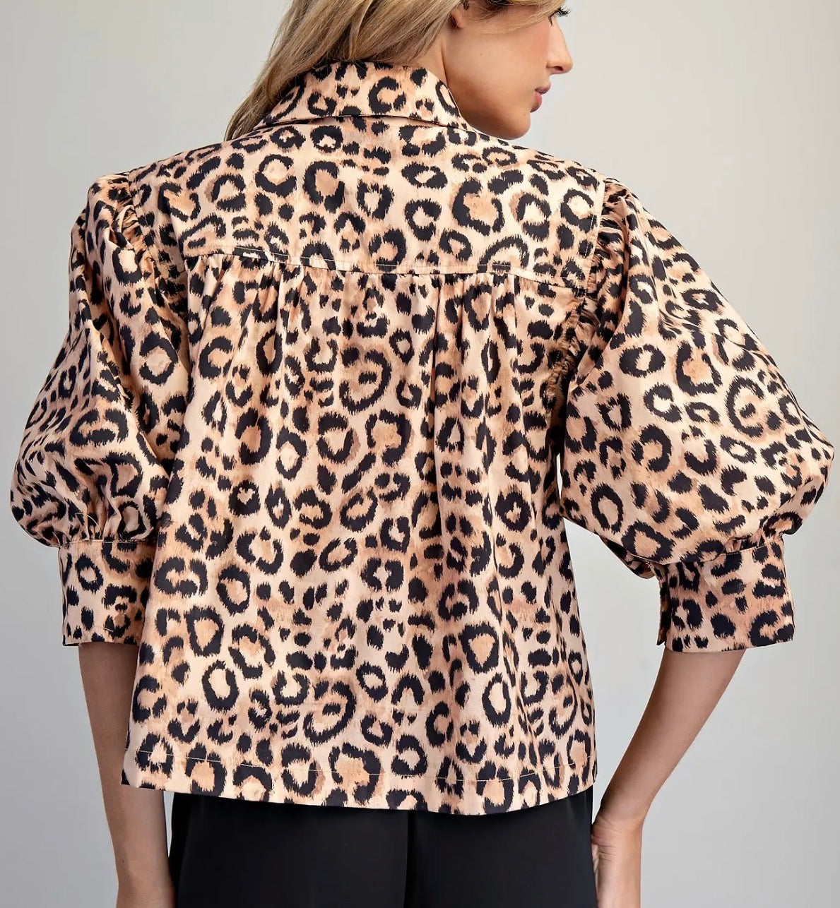 z   Leopard 3/4 Puffed Sleeve Top