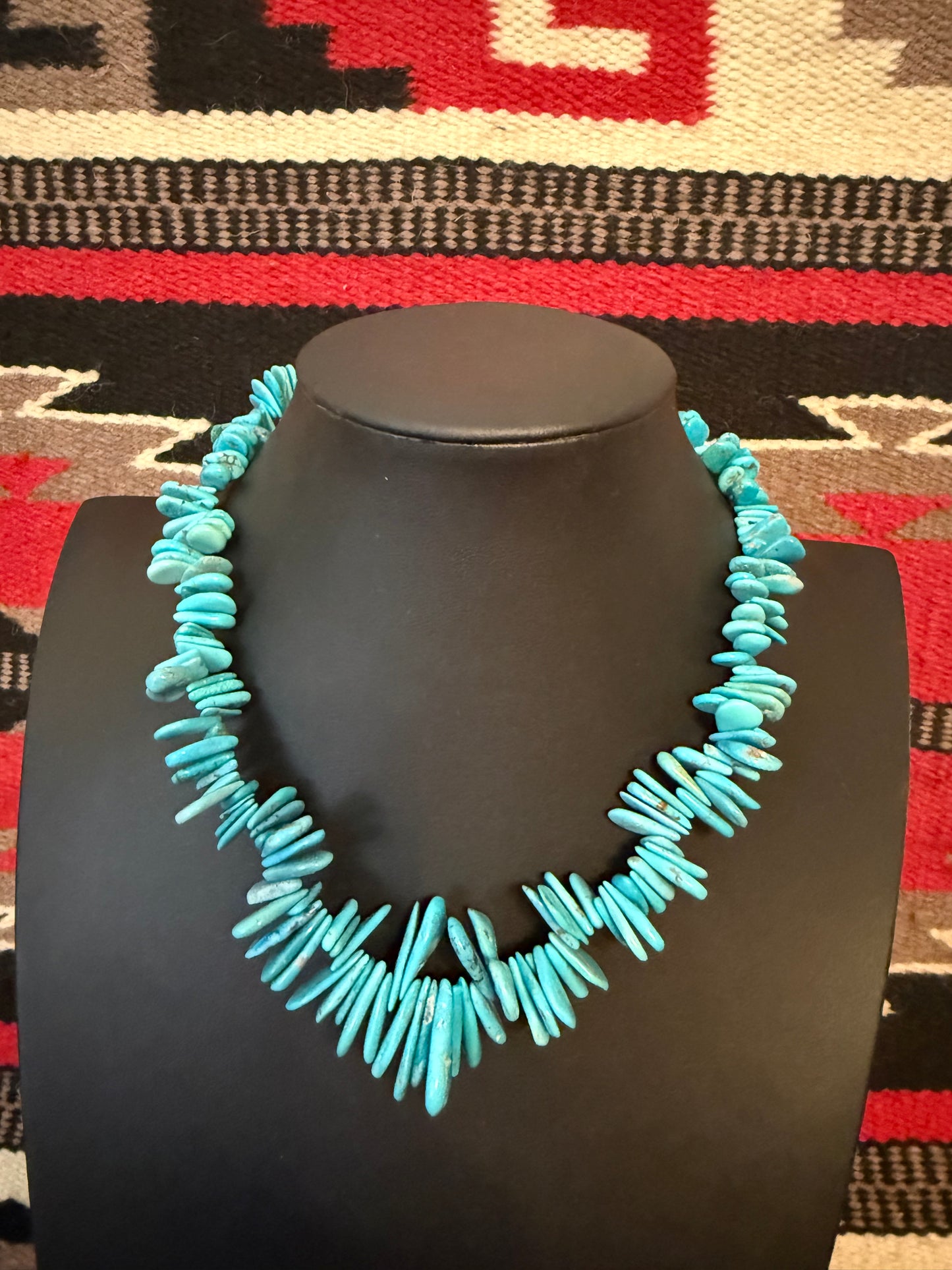 Turquoise Graduated Tab Necklace 18" Long