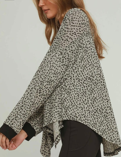 z   Leopard Velvet Uneven Hem Top Stone