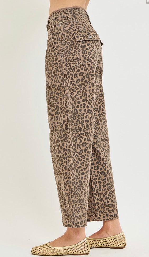 z   Risen Leopard Print Barrel Jeans