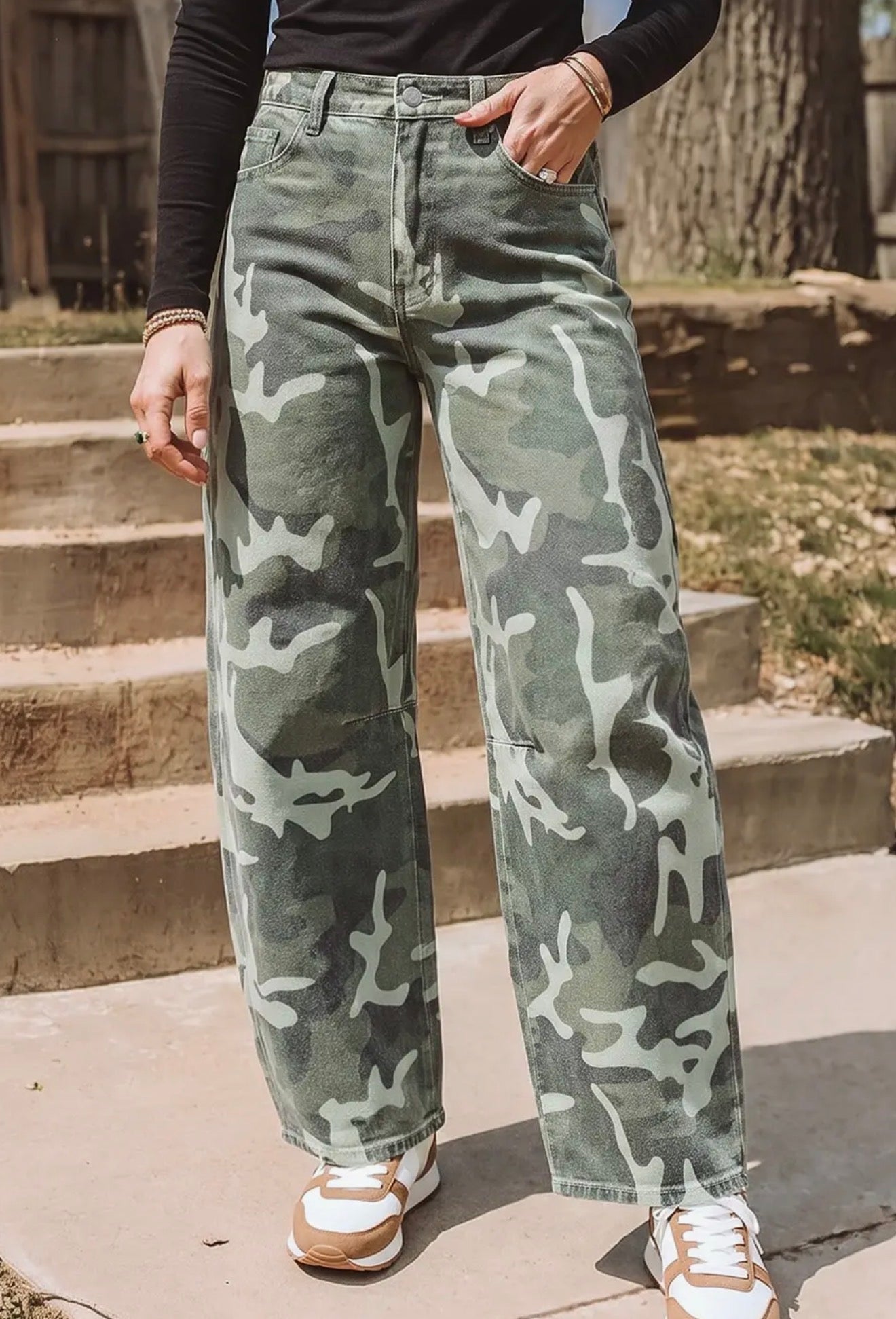 z   Camo Barrel Jeans