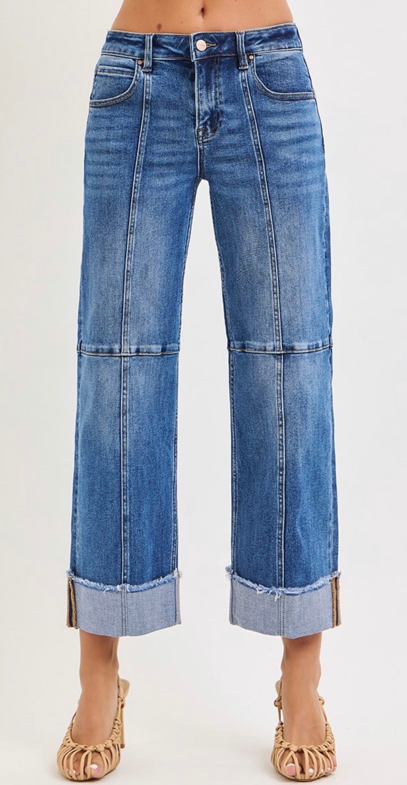 z   Risen Cropped Wide Seam Detailed Jeans