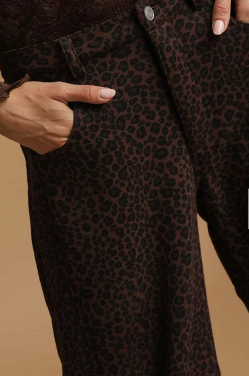 z   Leopard Print Non Stretch Wide Leg Pants