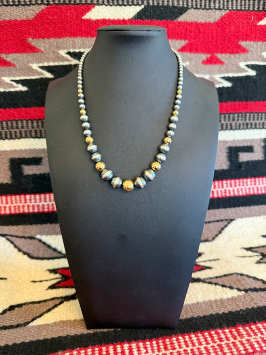 Style 5 Sterling Silver Navajo Pearl and Gold Necklace 18" Long 4-12mm