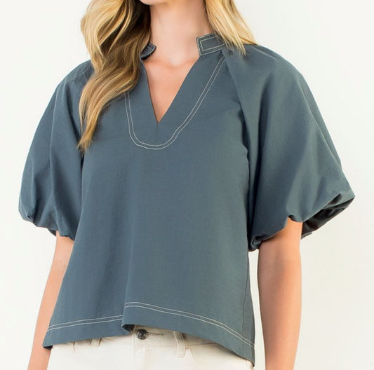 z   Contrast Stitch Puff Sleeve V-Neck Top