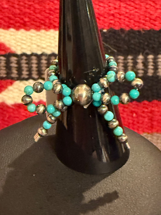 r   Stretchy Kingman Turquoise and Navajo Pearl Bow Ring