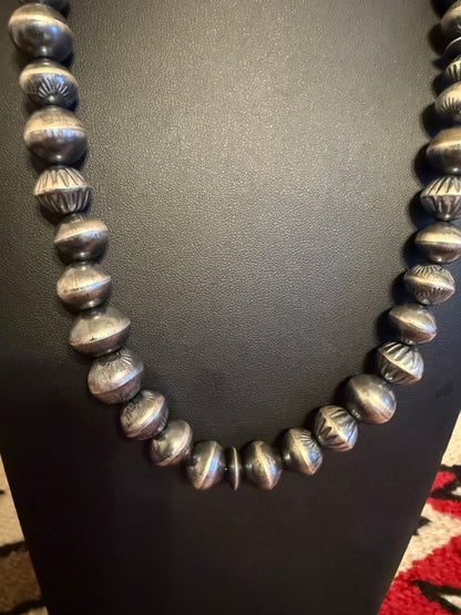Handmade Navajo Pearls By Virginia Tso Classic 56 Necklace and Earrings