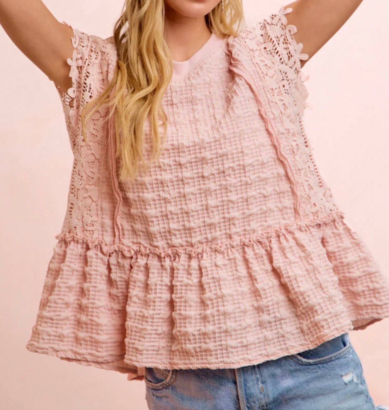 z   Floral Lace Textured Top Blush