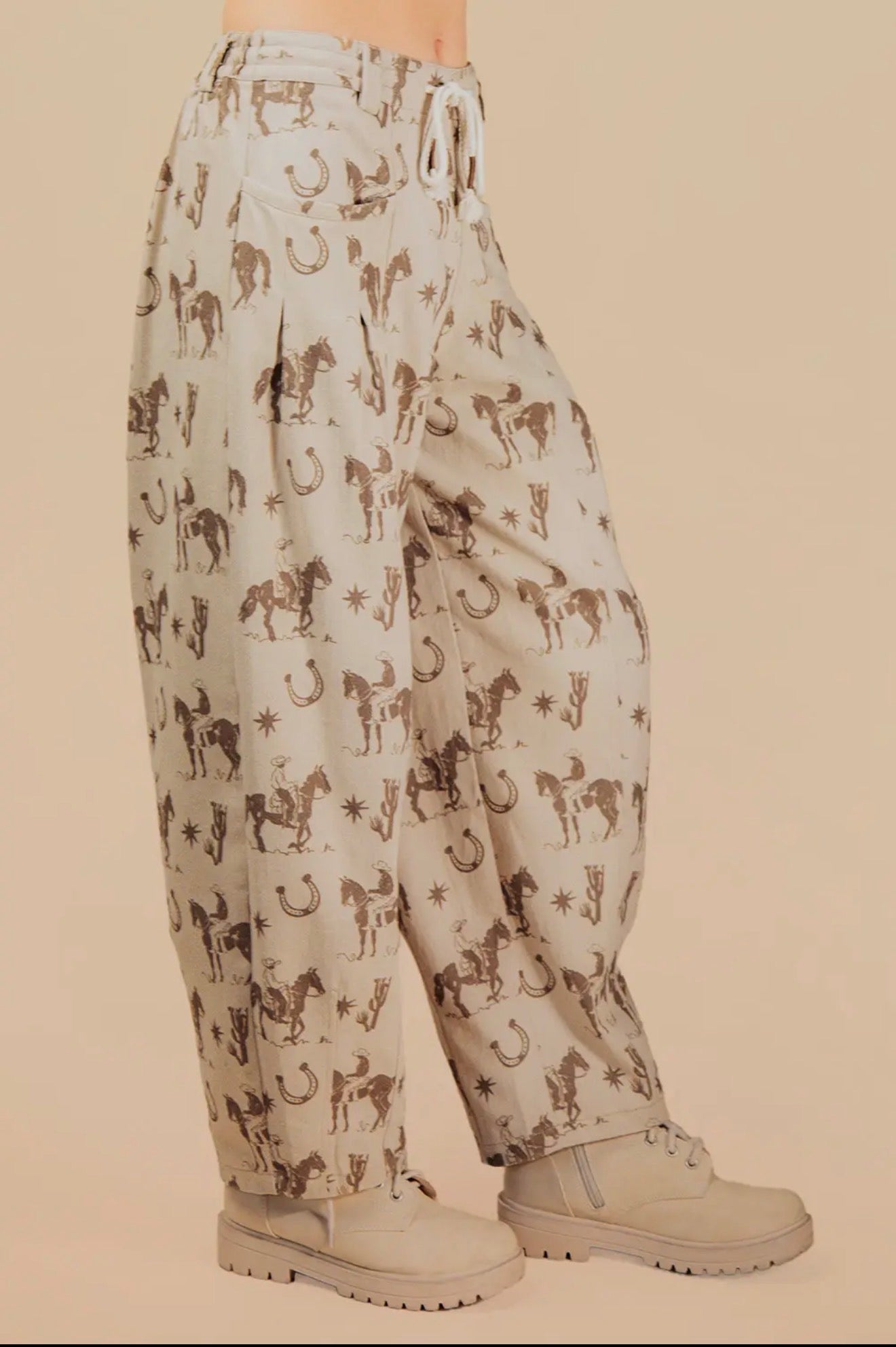 z   Western Graphic Barrel Pants