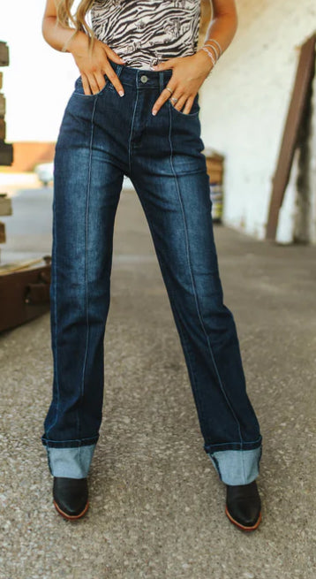 z   Line Drive Dark Wash Jeans