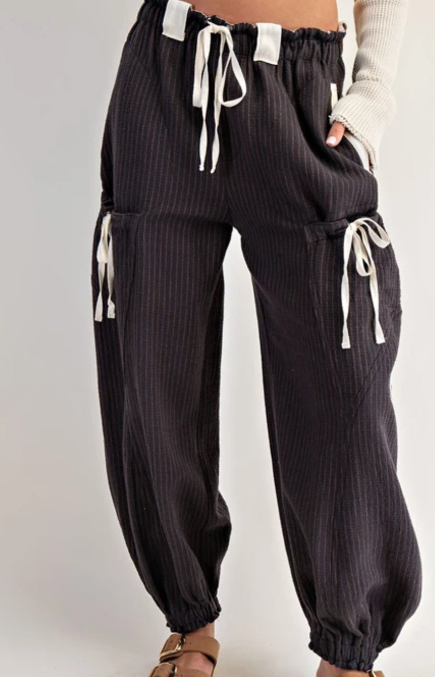 z   Striped Drawstring Jogger Pants