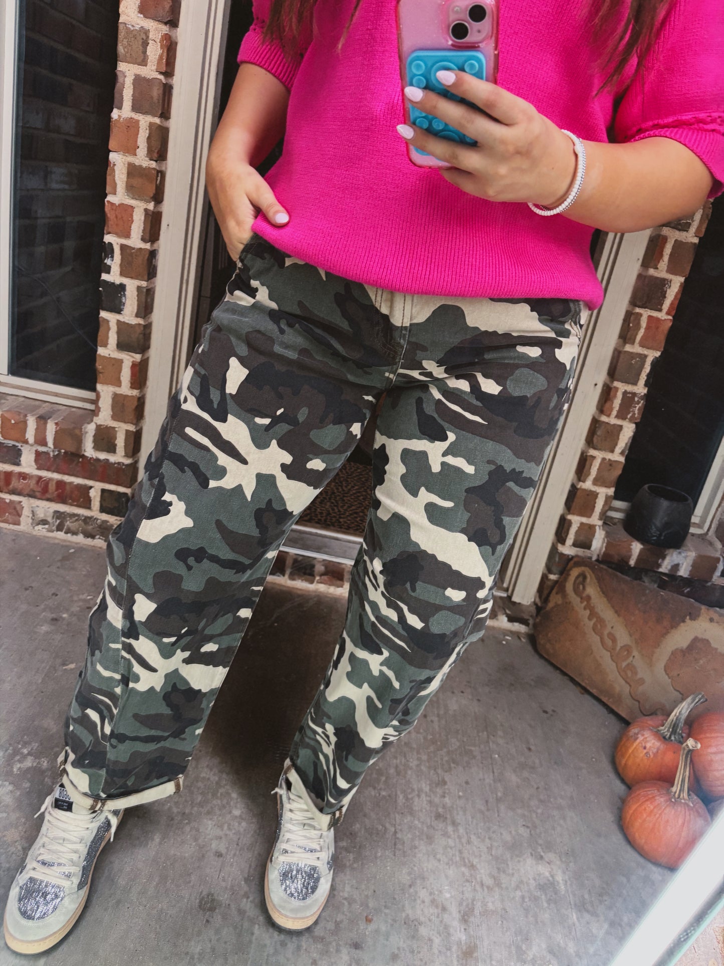 z   Risen Faded Camo High Rise Ankle Barrel Pants